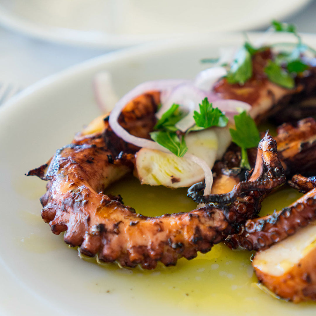 Greek octopus appetizer - Htapódi xidáto