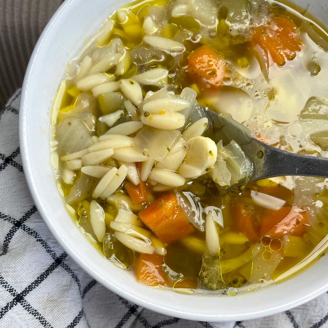 Vegetable orzo soup, a Greek vegetarian recipe