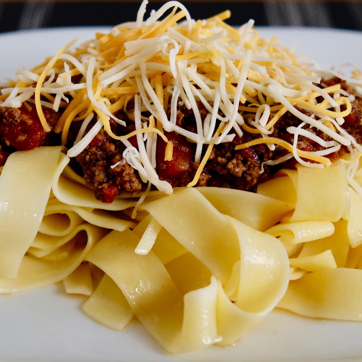 Cincinnati Chilli recipe using Sparoza spices with orange zest